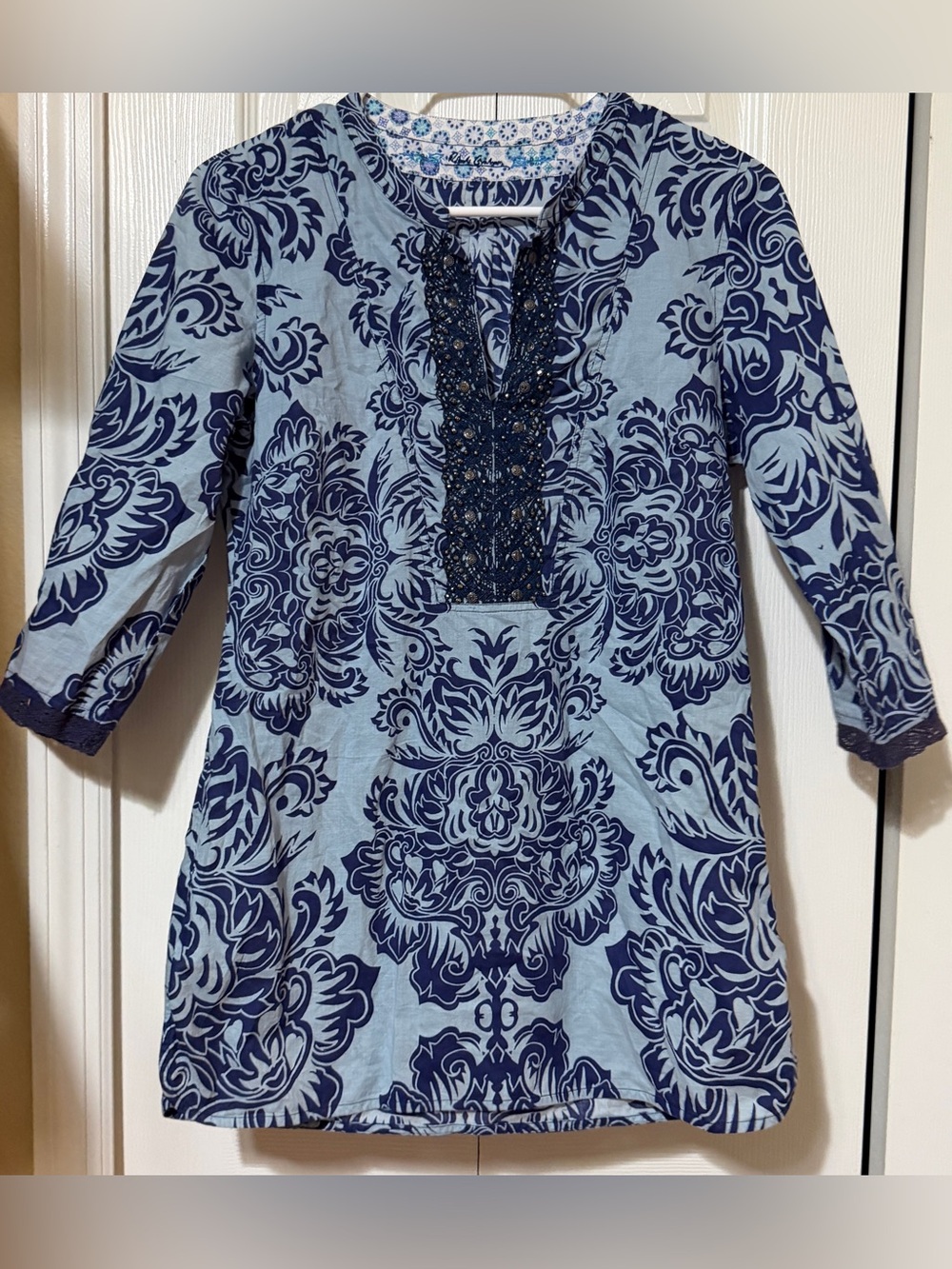 Robert Graham Blue Floral Beaded Lace V-Neck 3/4 Sleeve Woven Cotton Tunic S/M